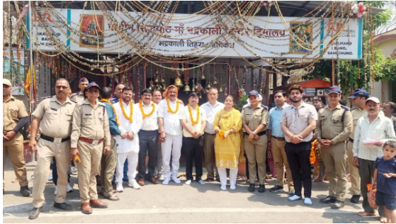 चारधाम यात्रा को लेकर अधिकारियों ने किया मां भद्रकाली मंदिर में पूजन
