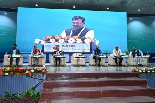 “रुड़की में अंतरराष्ट्रीय जल विज्ञान सभा शुरू, जलवायु और जल प्रबंधन पर होगा मंथन”