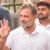 पैलेट गन पीड़ित को लेकर थाने पहुंचे राहुल गांधी