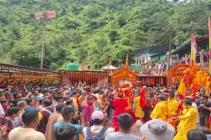 सिद्धपीठ कालीमठ में उमड़ा आस्था का जनसैलाब, दिवारा यात्रा में मां श्रद्धालुओं को देंगी आशीर्वाद